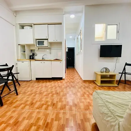 030 Apartameto 4-1 Appartamento Barcellona